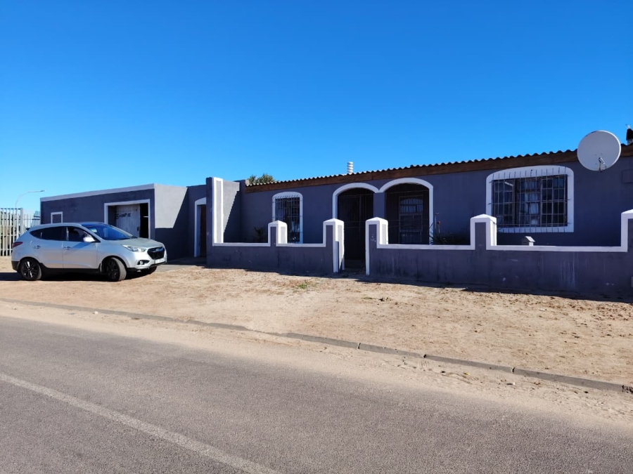 4 Bedroom Property for Sale in Saxonsea Western Cape